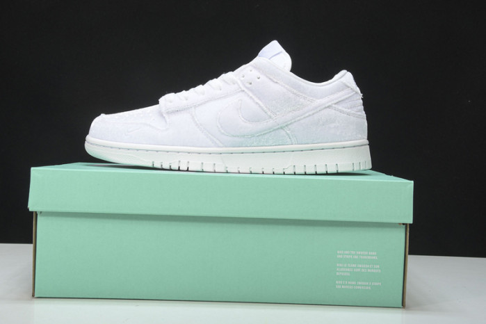dover street market nike dunk low dh2686-100