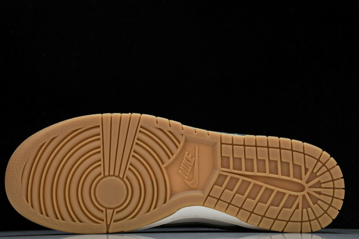 nike dunk low lx wmns gorge green fj2260-002