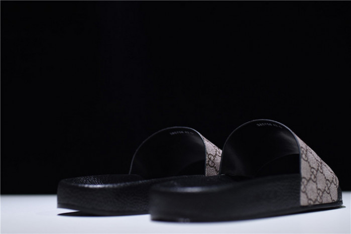 gc leather slide sandal with plaid bee