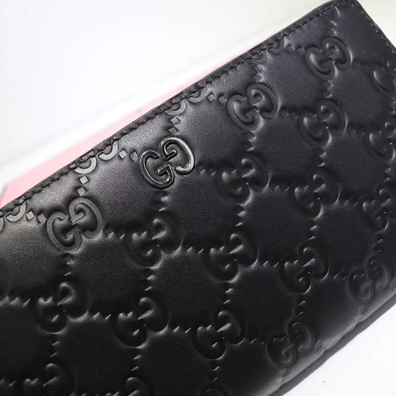 G*u*i brand handbags zip around wallet 1904g0014