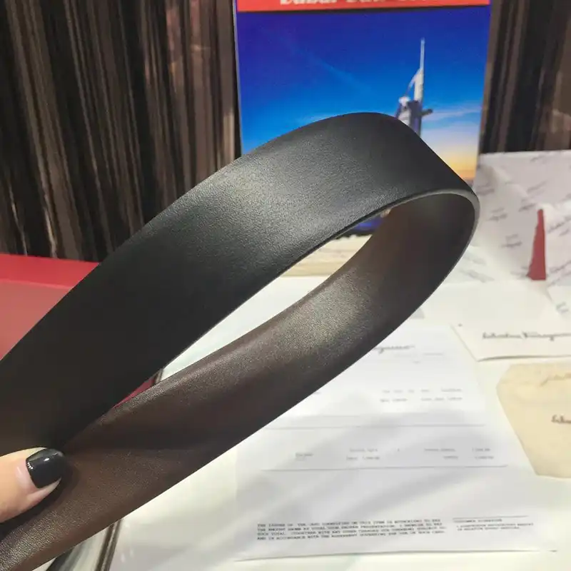 Salvatore Ferragamo s Belte 1905BL0011