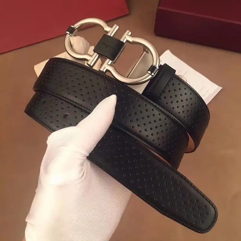 Salvatore Ferragamo s Belte 1905BL0379