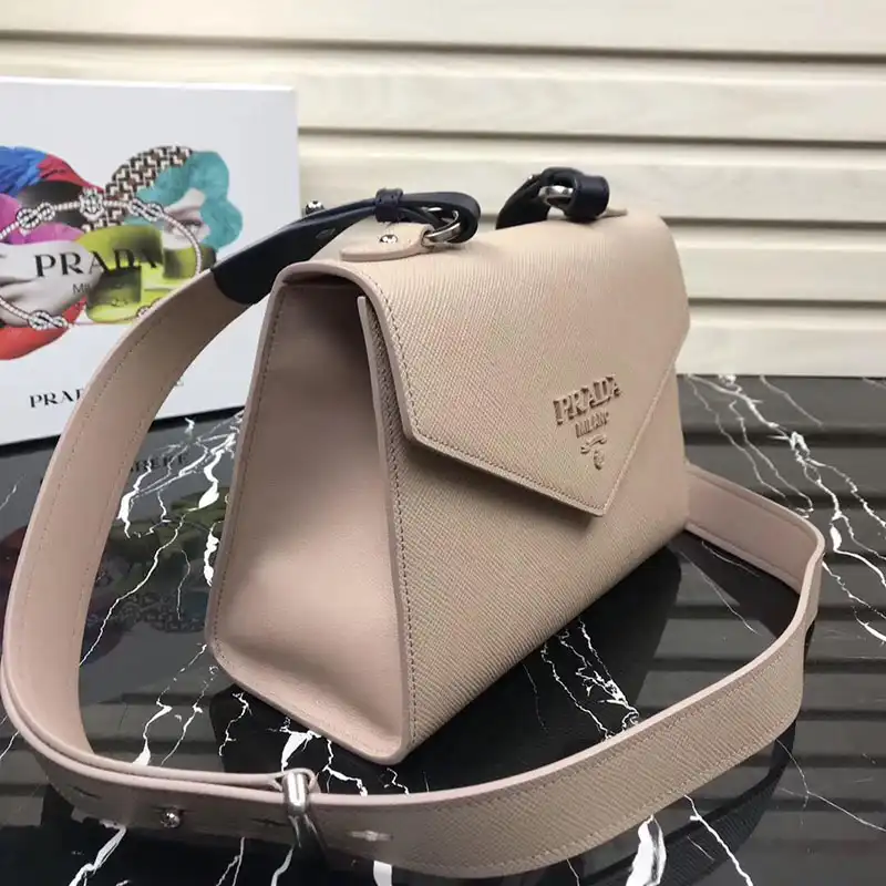 Pra*a bags 1907bp0048