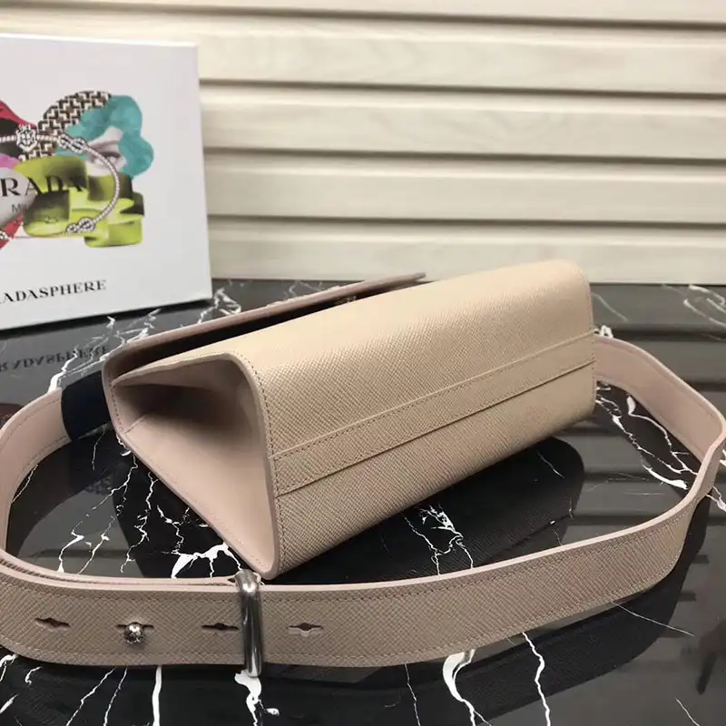 Pra*a bags 1907bp0048