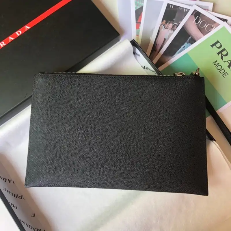 Pra*a bags 1910bb0048