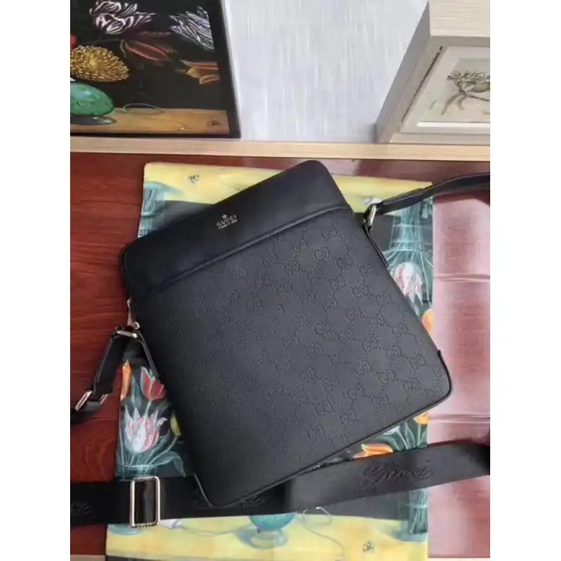 G*u*i bags 1910bb0084