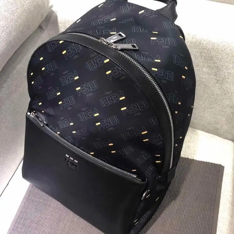 F**di bags 1917m0038