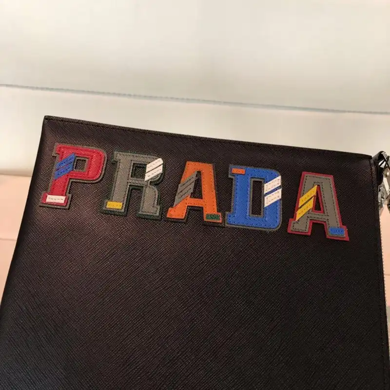 Pra*a bags 1917m0095