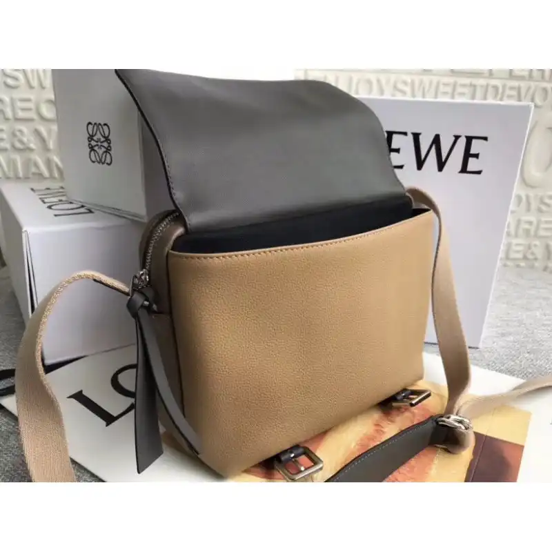 L0ew* s bag 19yan0010