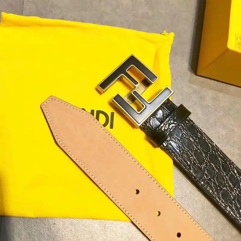 F**di s belte 19xf0052