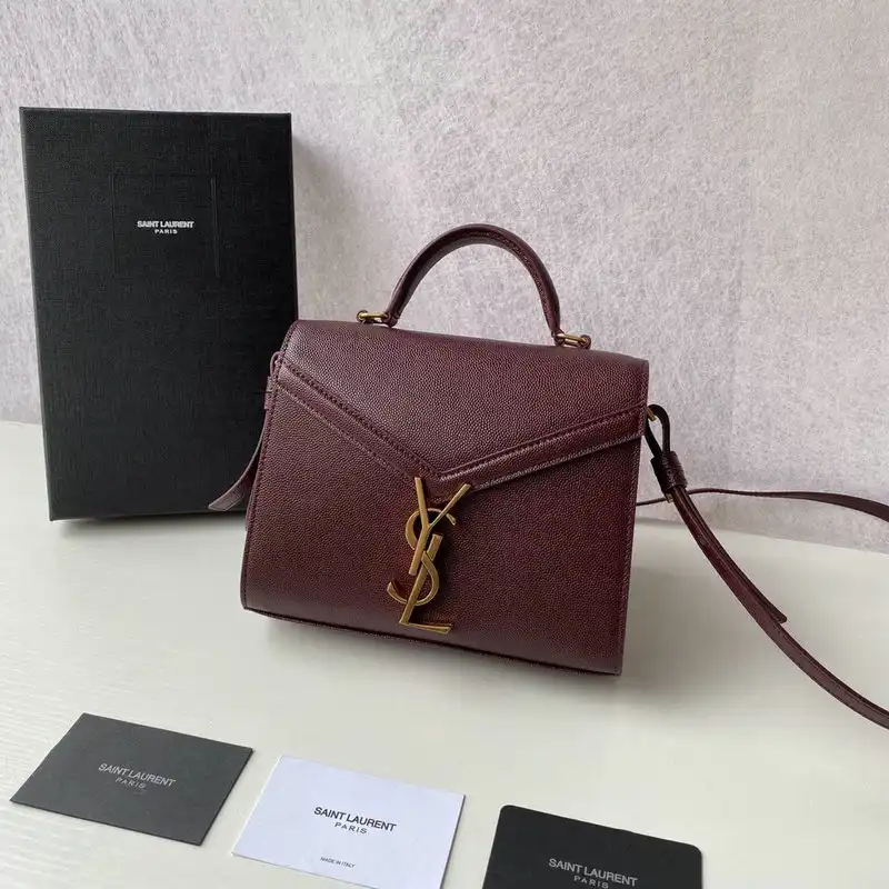 Y51 bags 2010b570021