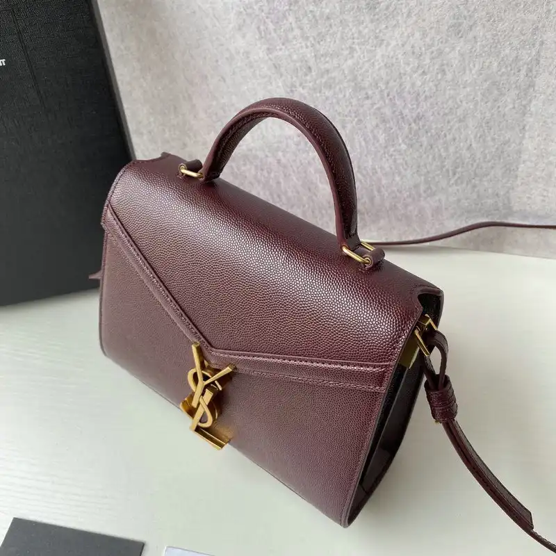 Y51 bags 2010b570021