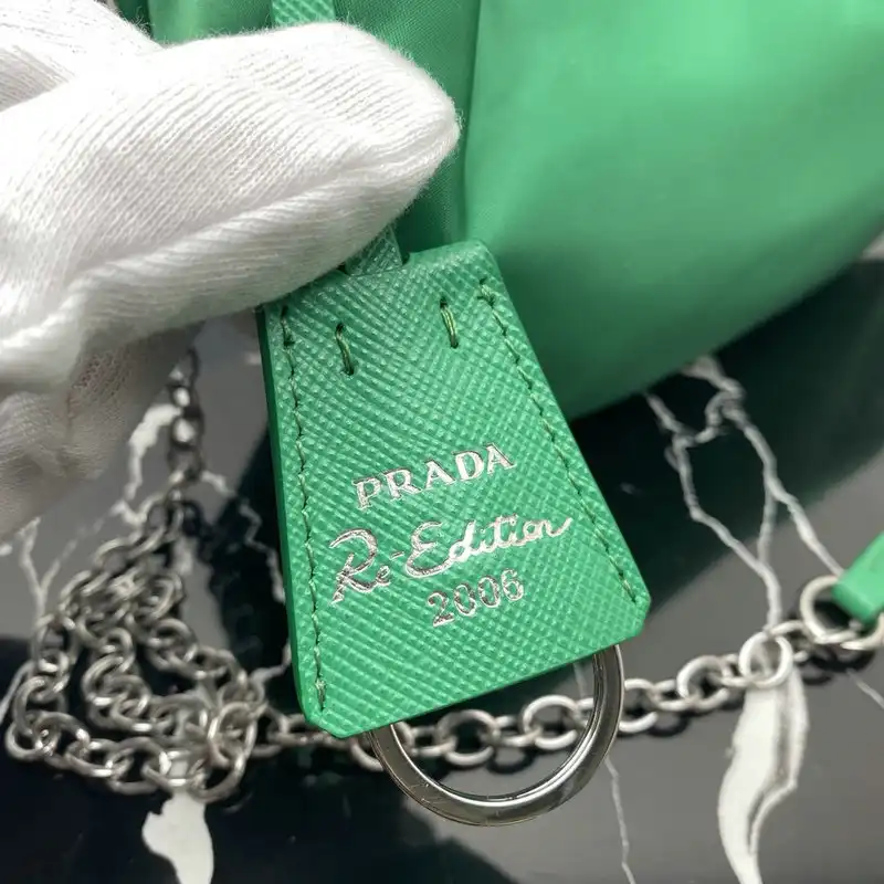 Pra*a bags 206b570030