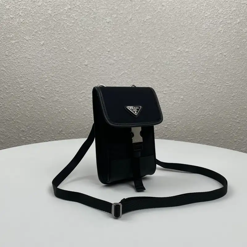 Pra*a bags 206b570130