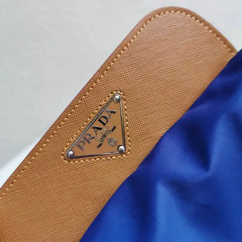 Pra*a bags 20b570067