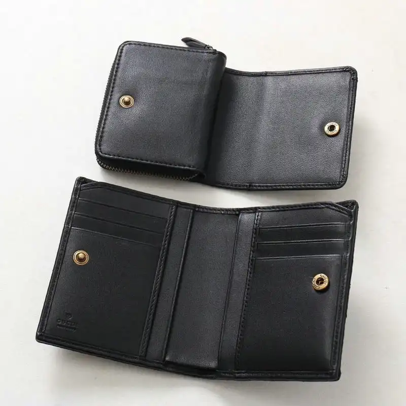 G*u*i bags 20b570307