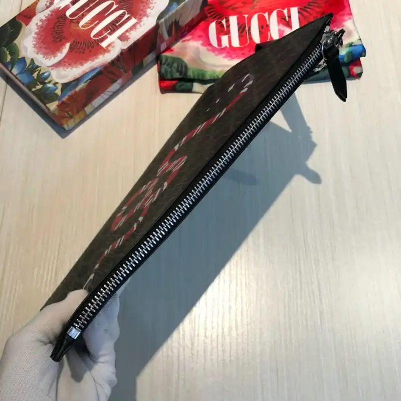 G*u*i bags 20guc0076