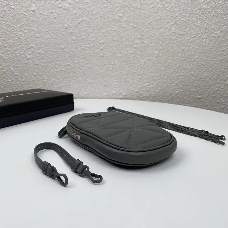 Pra*a bags 204b570054