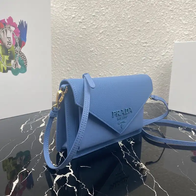 Pra*a bags 204b570061