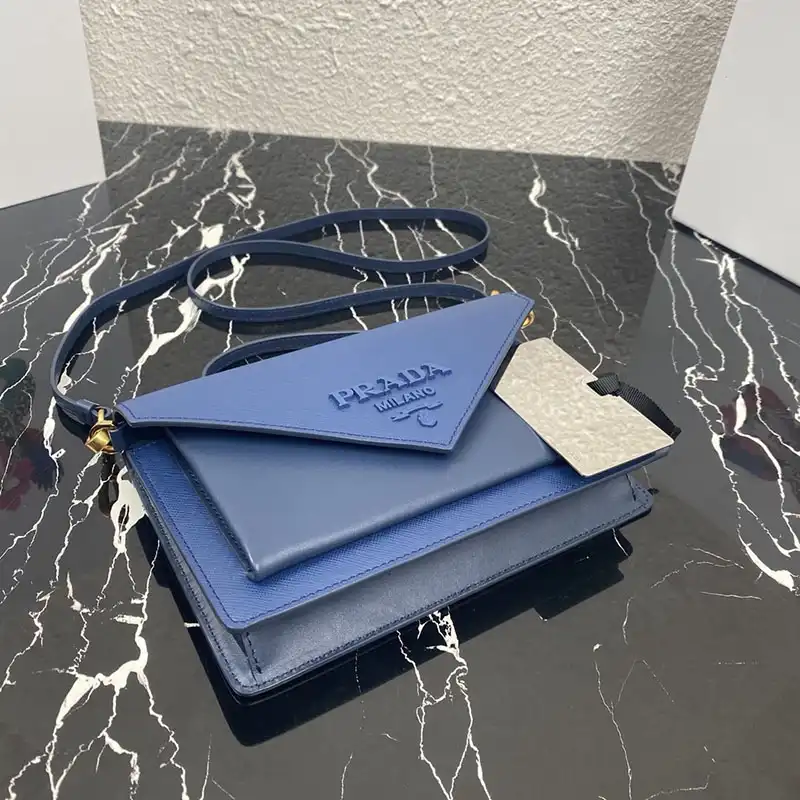 Pra*a bags 204b570062