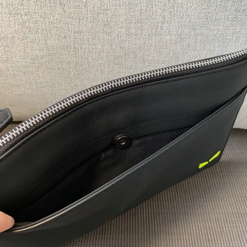 F**di bags 2104dj0124