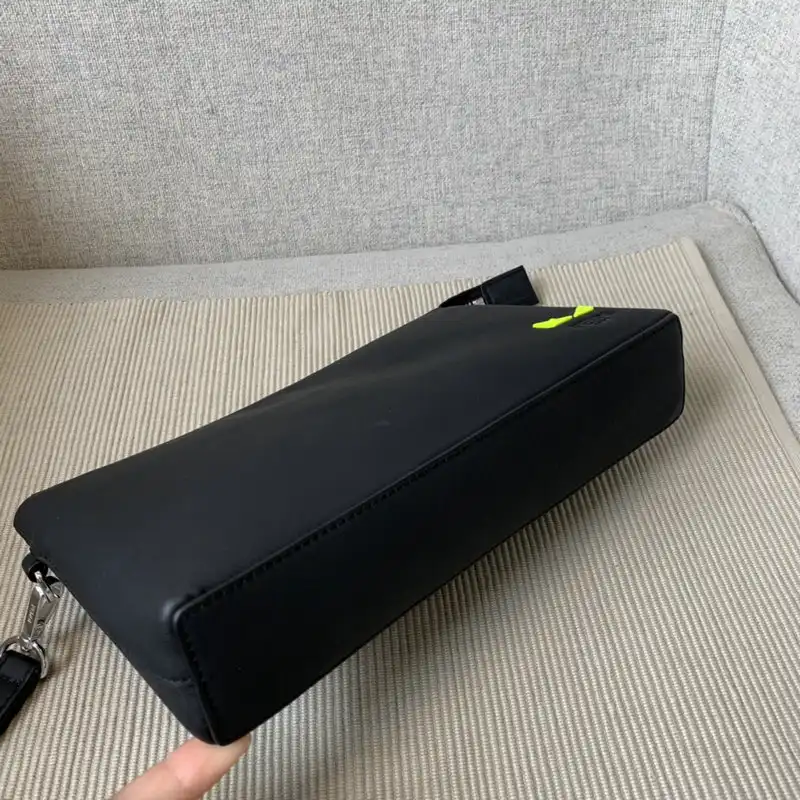 F**di bags 2104dj0125