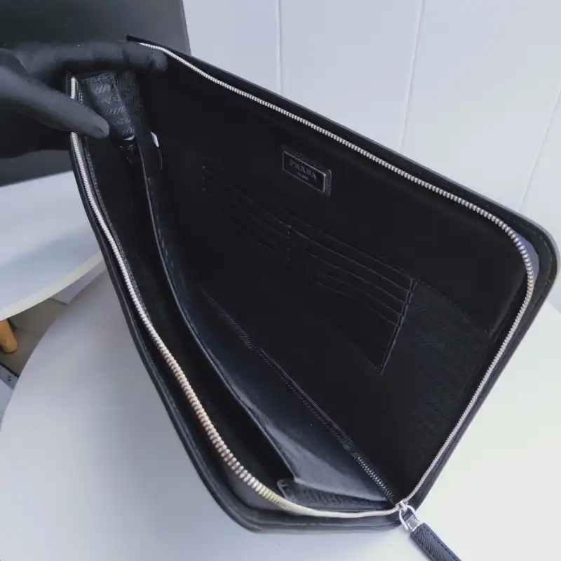 Pra*a bags 2107ya0004