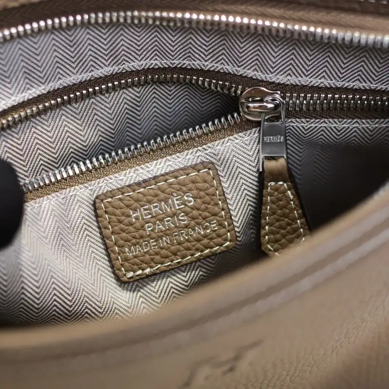 H**me5 bags 2107ya0059