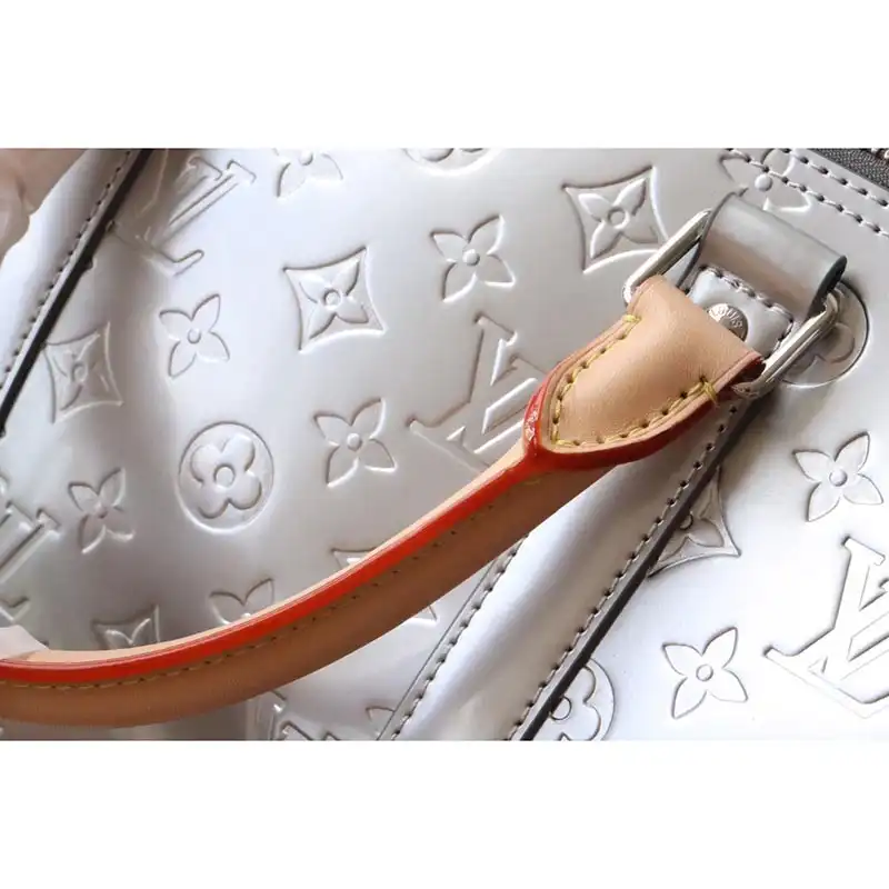 LV s Bags 2108DJ0041