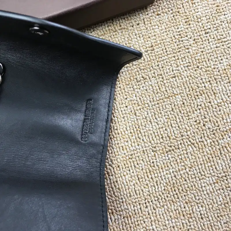 b0tt*ga Ven*ta bag 2108sf0183