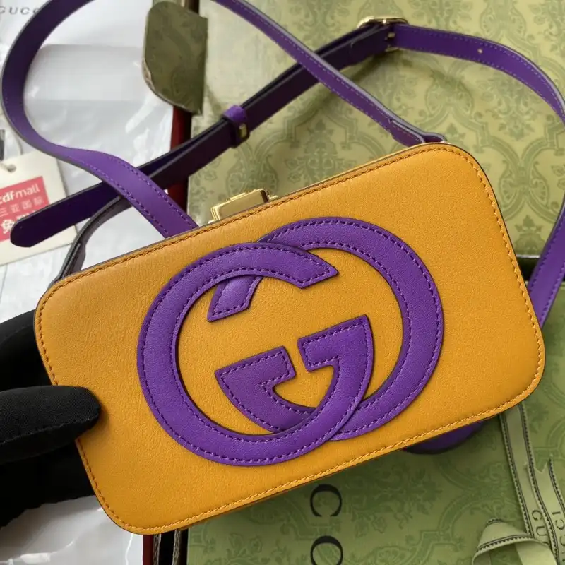 G*u*i s bags 2108ya0098