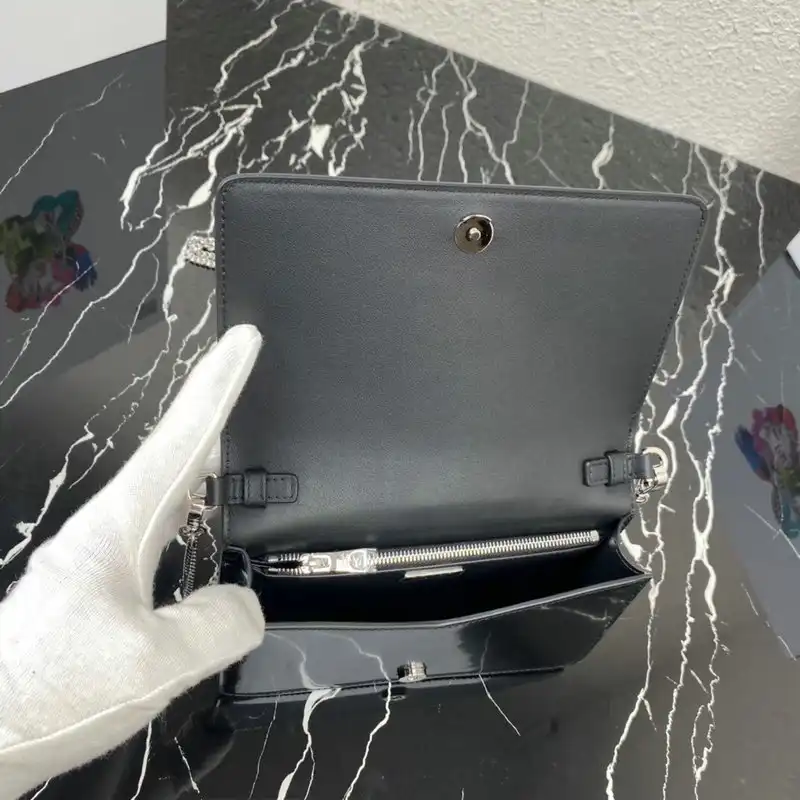 Pra*a bag 2109ya0139