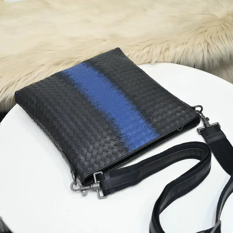 b0tt*ga Ven*ta s bags 2110yz0003