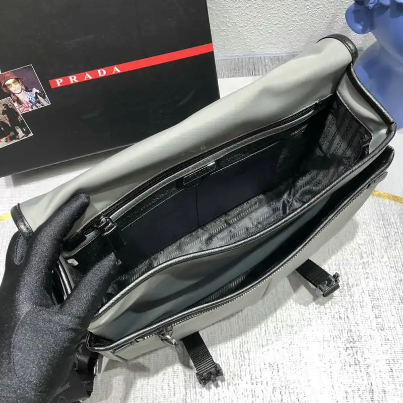 Pra*a s bags 2110yz0019