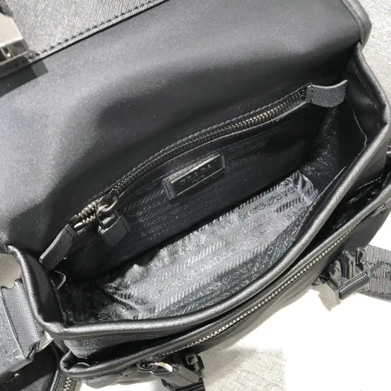 Pra*a s bags 2110yz0028