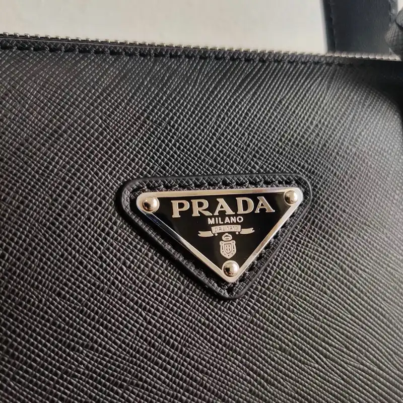 Pra*a s bags 2110yz0053