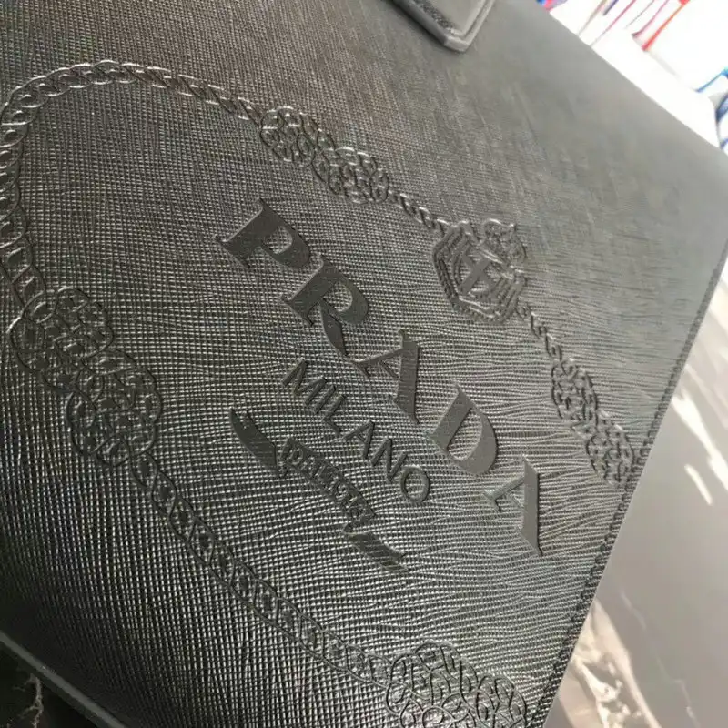 Pra*a s bags 2110yz0054