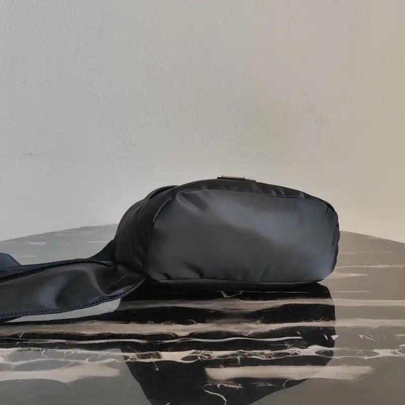 Pra*a s bags 2110yz0056