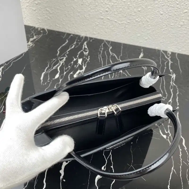 Pra*a bags 2111fy0035