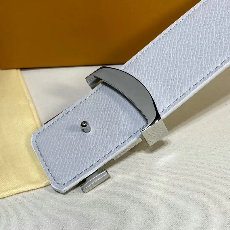 LV Belts 2111XA0035