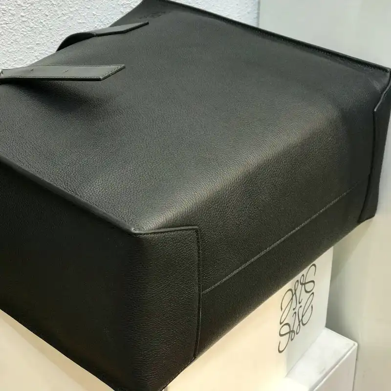 L0ew* bags 2111ya0009