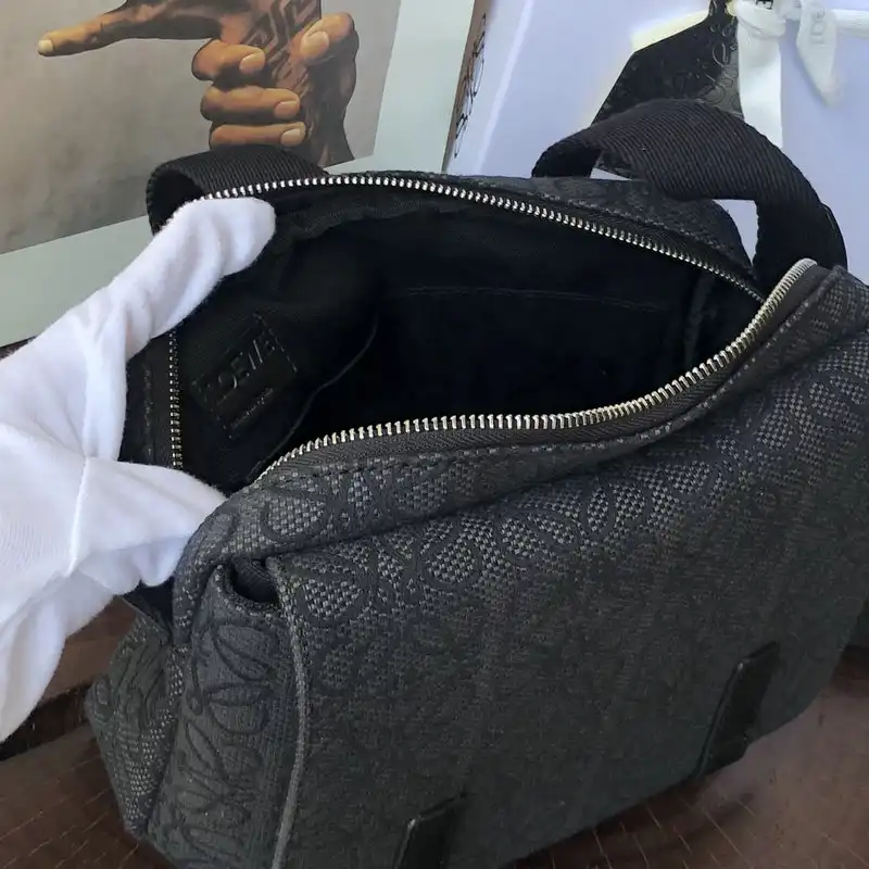 L0ew* bags 2111yz0010