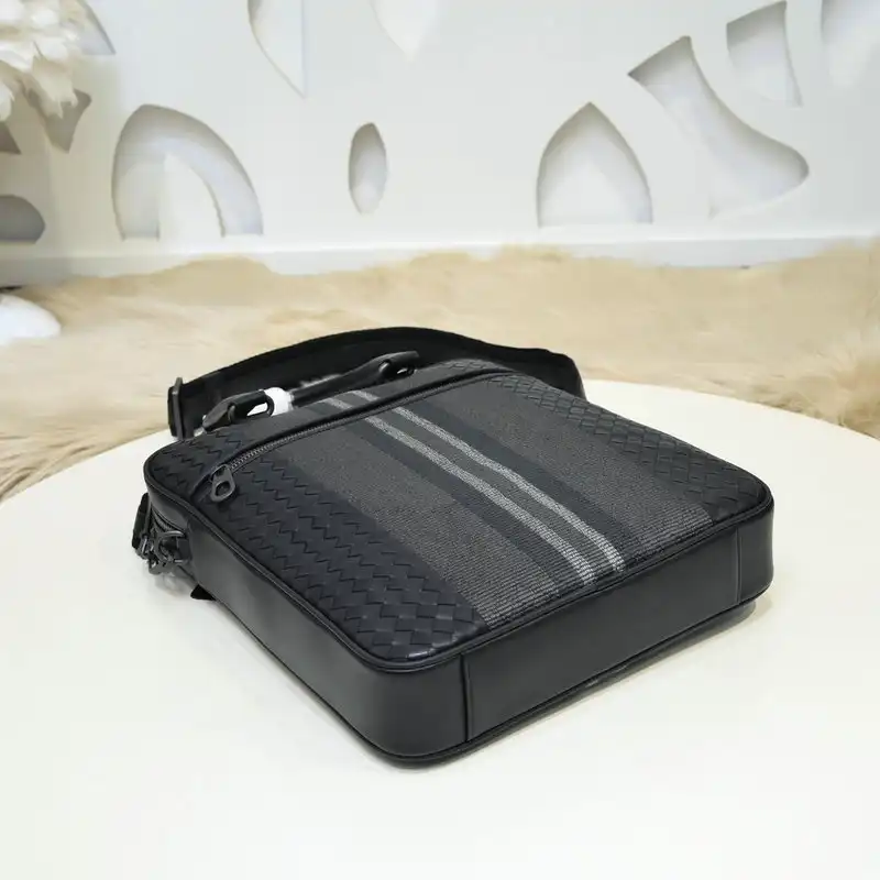 b0tt*ga Ven*ta bags 2111yz0012