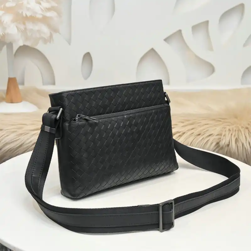 b0tt*ga Ven*ta bags 2111yz0024