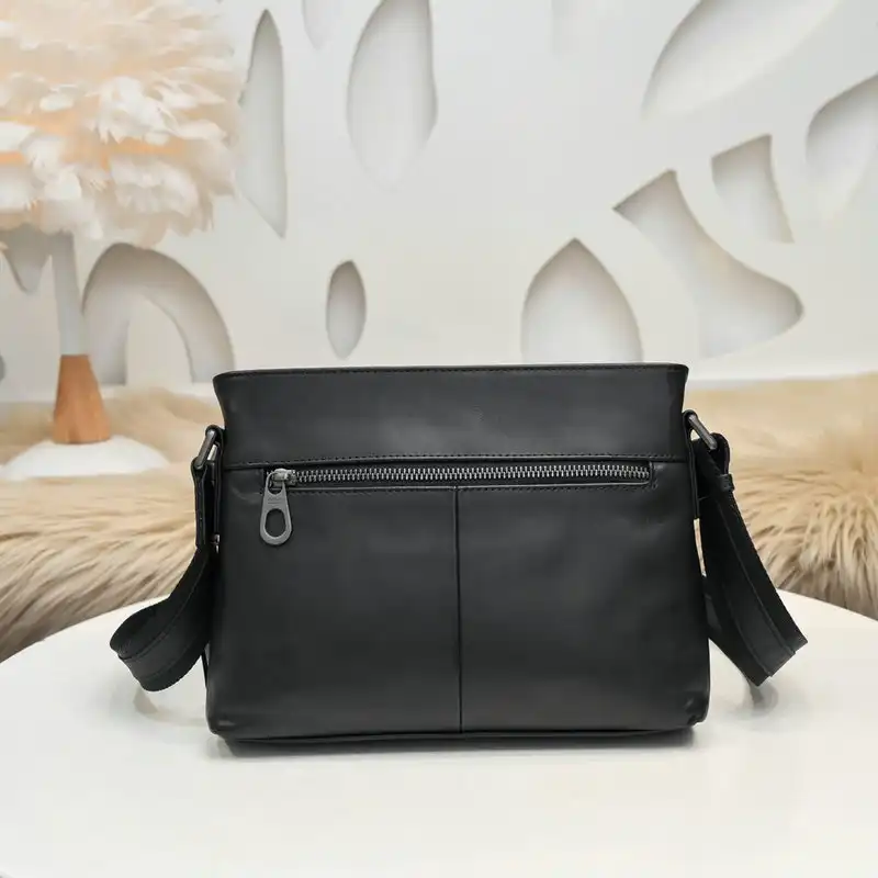 b0tt*ga Ven*ta bags 2111yz0024