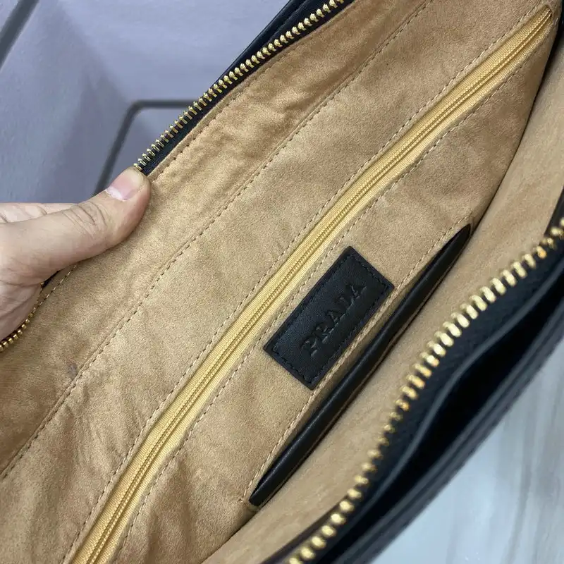 Pra*a bags 2111yz0061