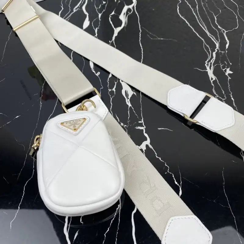 Pra*a bag 2112dj0021