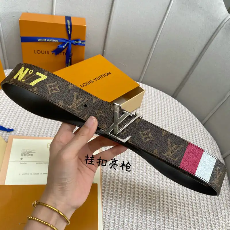 LV Belts 2204XA0163