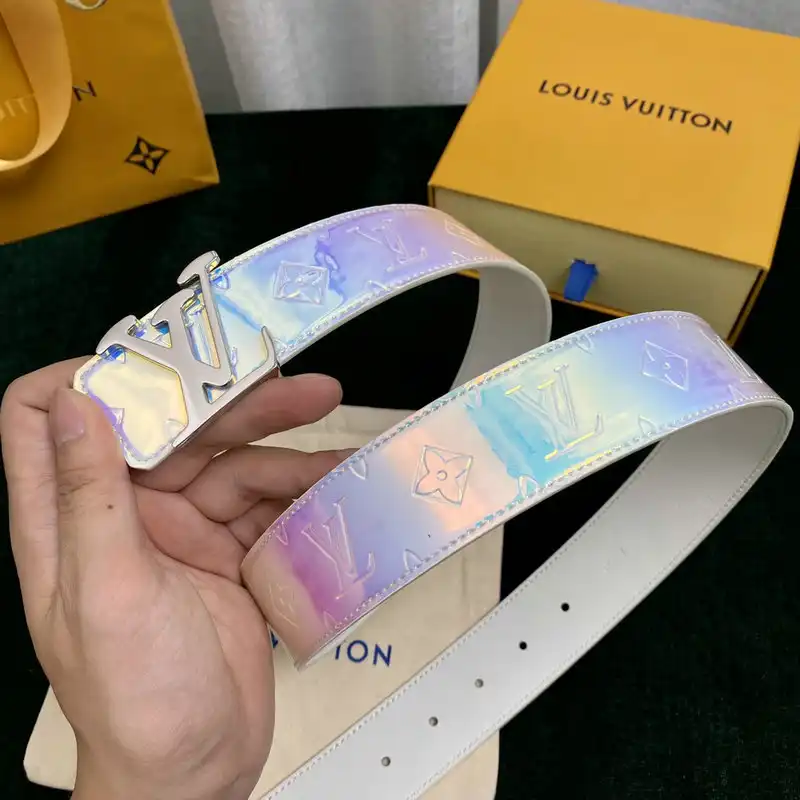 LV Belts 2204XA0190