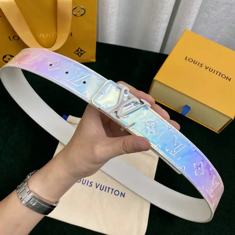 LV Belts 2204XA0190